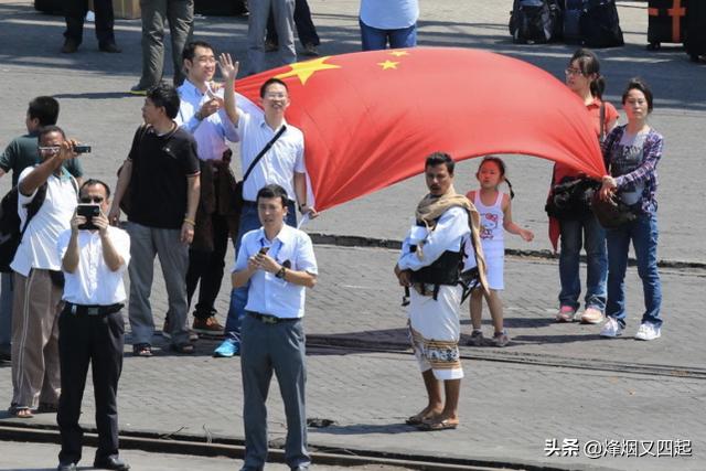 中国撤侨时，如何区分假扮的日本和韩国人的？这招还真“狠”