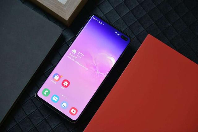 华为手机的海外缩影：埃及市场下滑6.6%，OPPO、小米加速市场瓜分