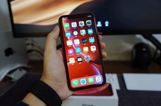 嘴上力挺华为，却用行动买苹果，iPhoneXR拿下全国销量冠军