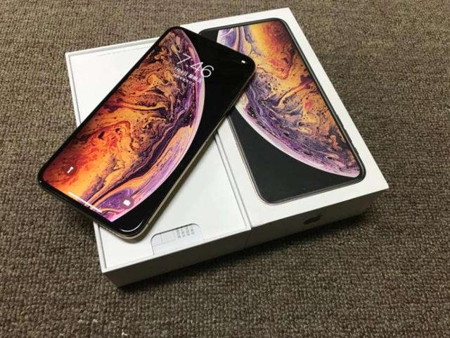 iPhone XS Max价格大跳水，下跌5100元，网友可以下手了