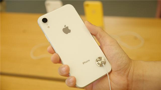 从6499跌至4199元，苹果A12+ios13，还能再战三年！