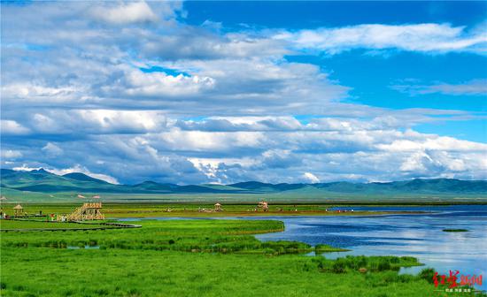 ↑花湖美景。张朝阳摄