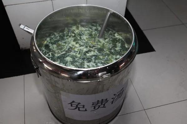 溏心蛋、温泉蛋、水波蛋，煮蛋看着简单，但门道比你想的多多了