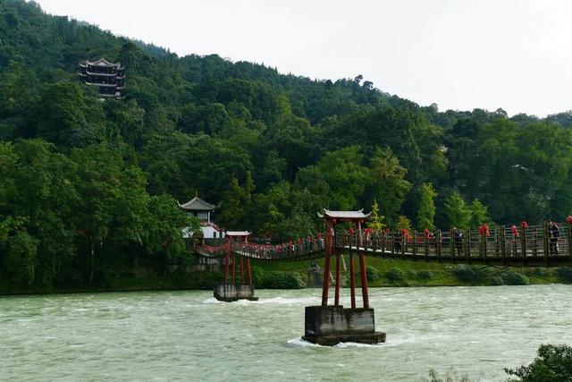 单篇介绍一下都江堰景区必玩景点