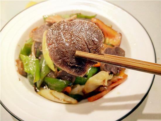 它是“天然消食片”，老少皆宜，上桌十分钟立马抢光，消食下饭