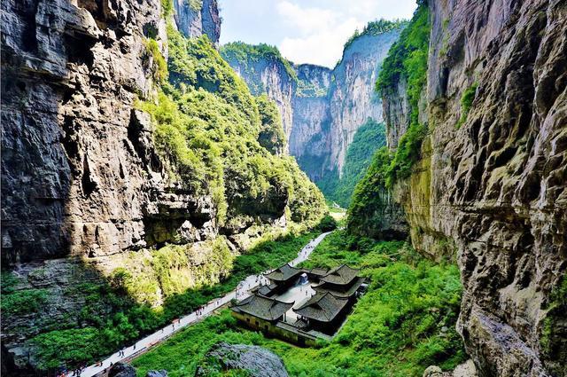 中国著名旅游景点国内十个必须去的地方