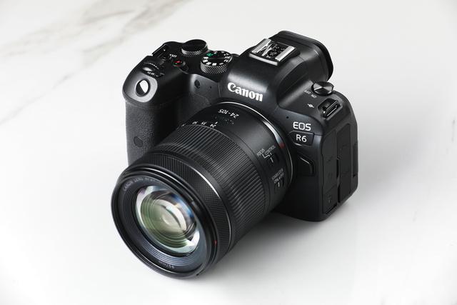 佳能EOS R5、R6双机同步发布 用8K视频改写无反相机市场