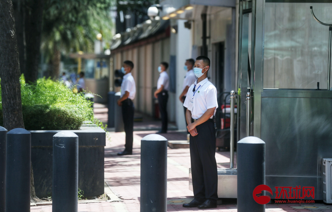  中方接管美驻成都总领事馆：执勤武警已换便装（摄/环球时报-环球网 崔萌）