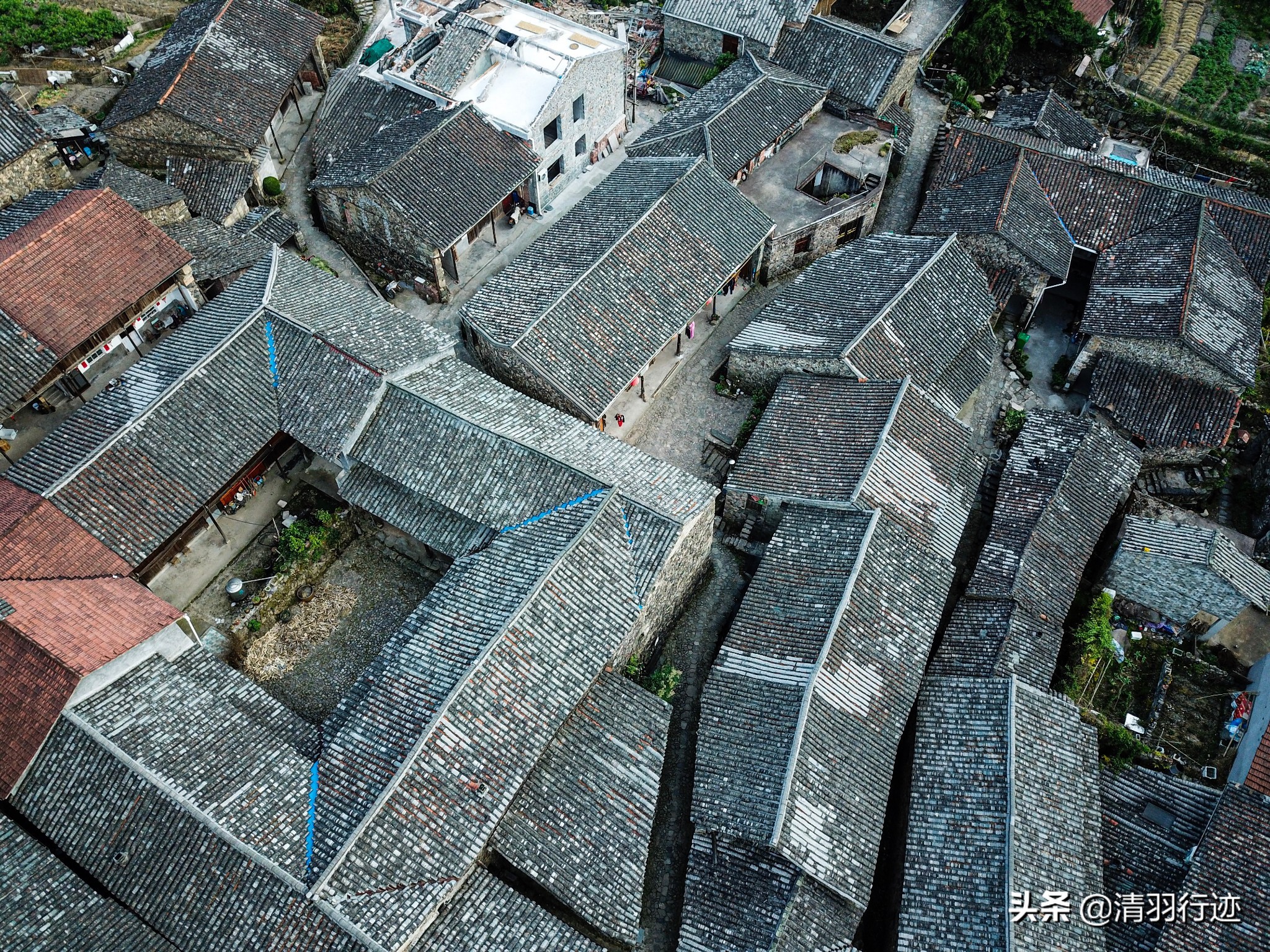 浙江一座600年的石头村，建筑全是石头垒砌，古朴静谧游客不多